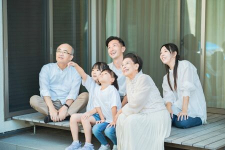 親のお金を「代わりに管理したい」と思ったら──信託・委任・任意後見の違いと注意点